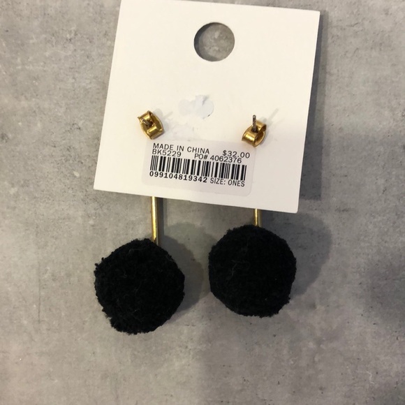 Madewell pompom earrings - Picture 2 of 2